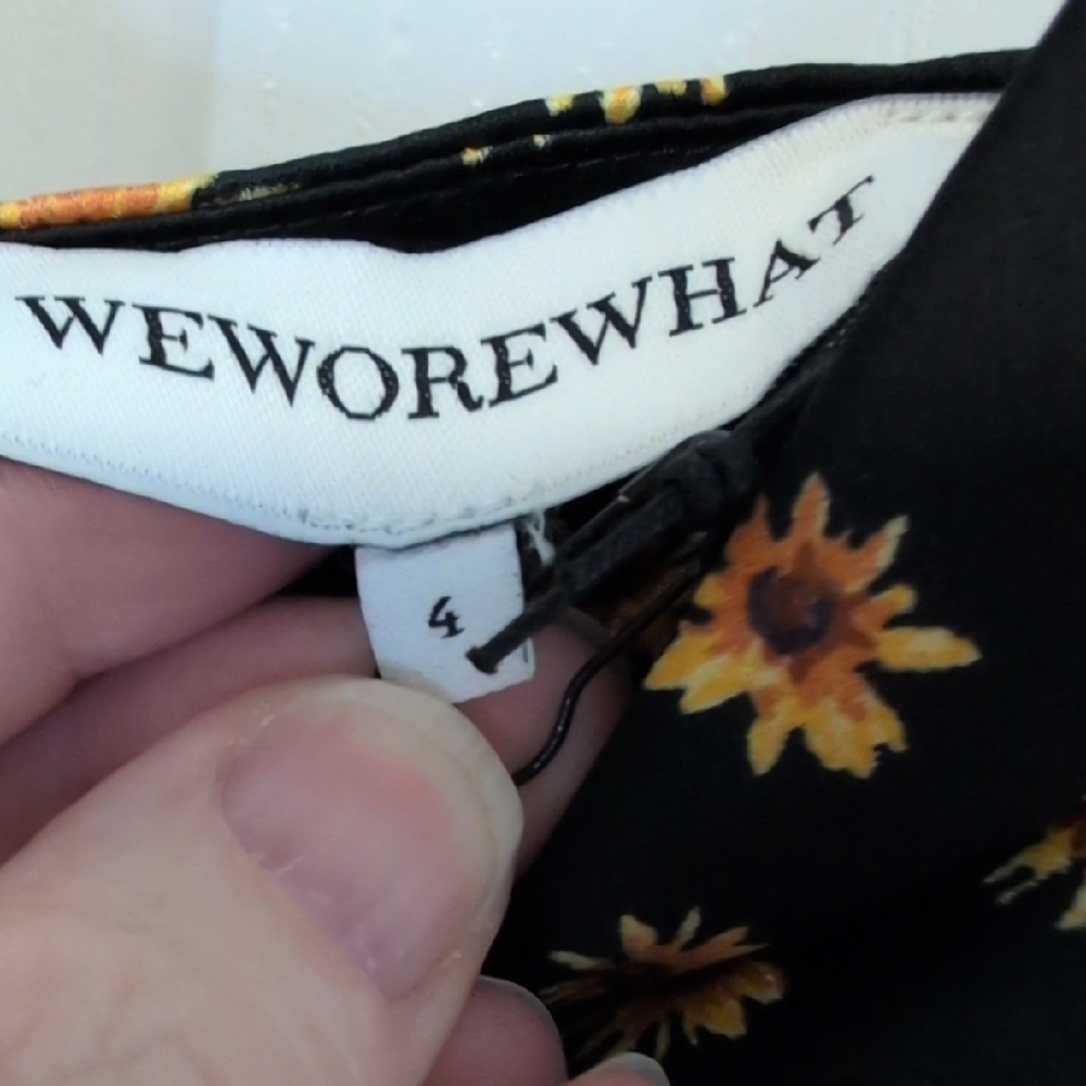 WeWoreWhat Cowl Ditzy Daisies Midi Dress - Picture 6 of 15